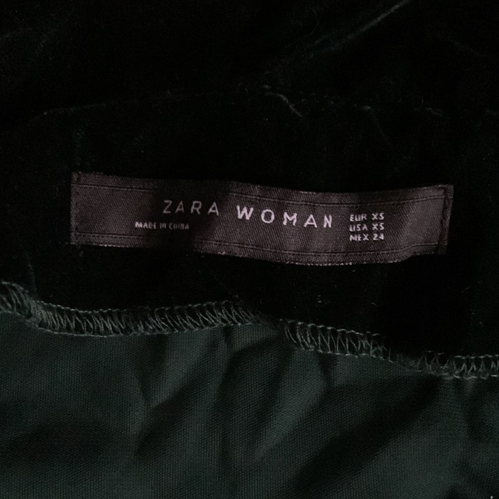 Zara Green Velvet Hooded Wrap Dress - Picture 6 of 7